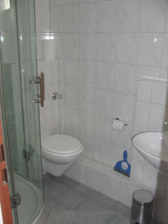 Burgauer Hof Apartment Ruang foto