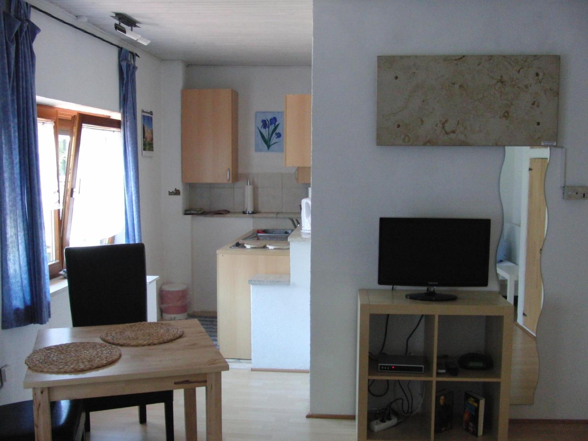 Burgauer Hof Apartment Ruang foto