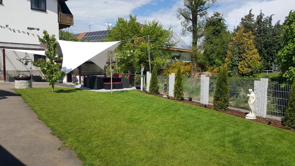Burgauer Hof Apartment Bagian luar foto